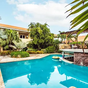 Appartement Cocobana18, Willemstad